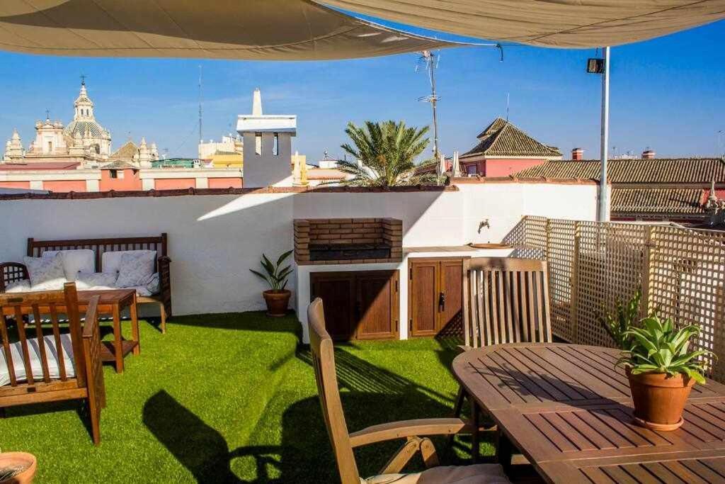 Atico Con Piscina Junto Catedral De Sevilla Dış mekan fotoğraf